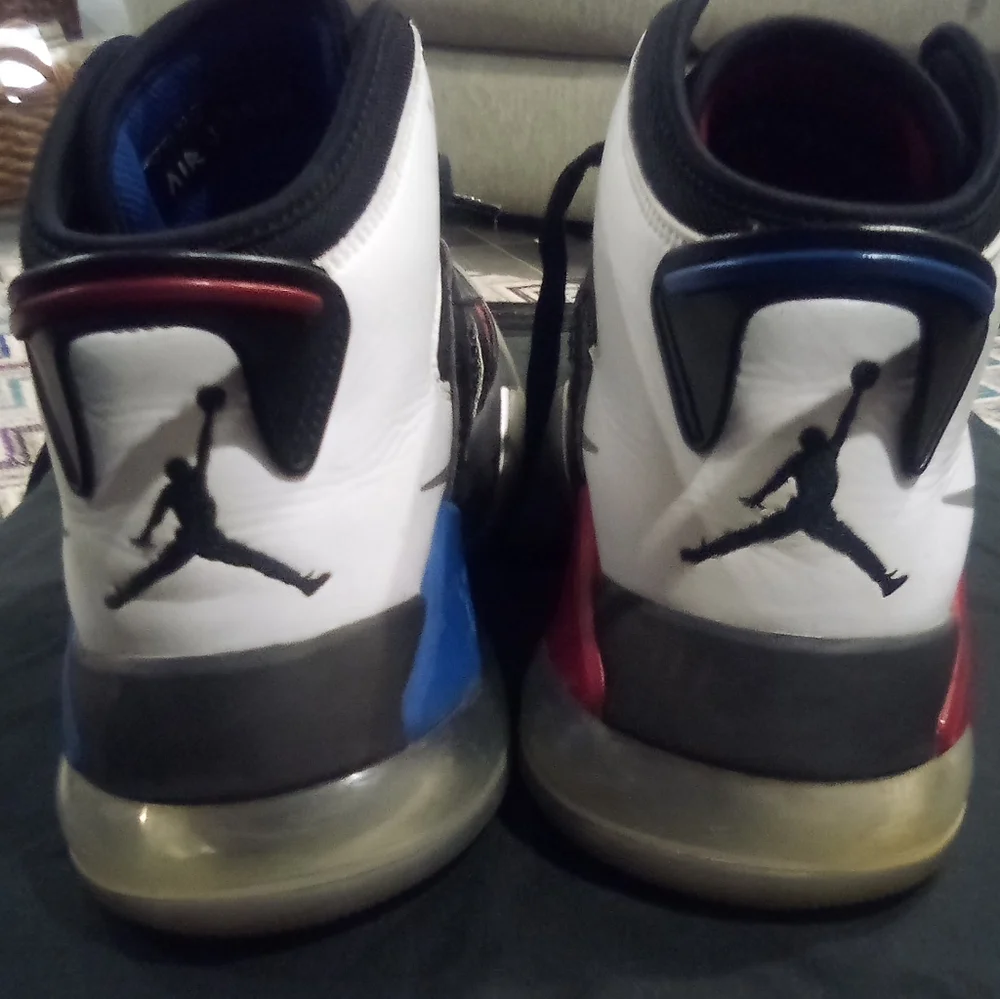 Jordan Mars 270 - Picture 6 of 6